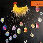Prace dzieci, kurczak, napis Alleluja