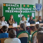 Uczniowie podczas debaty
